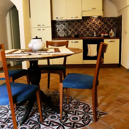 L'angolo 7 Apartmán